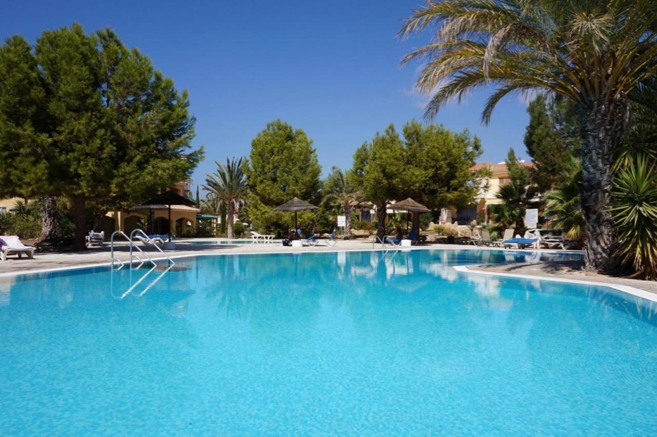 Modern Sea View Apartment Regina Gardens Paphos Eksteriør billede