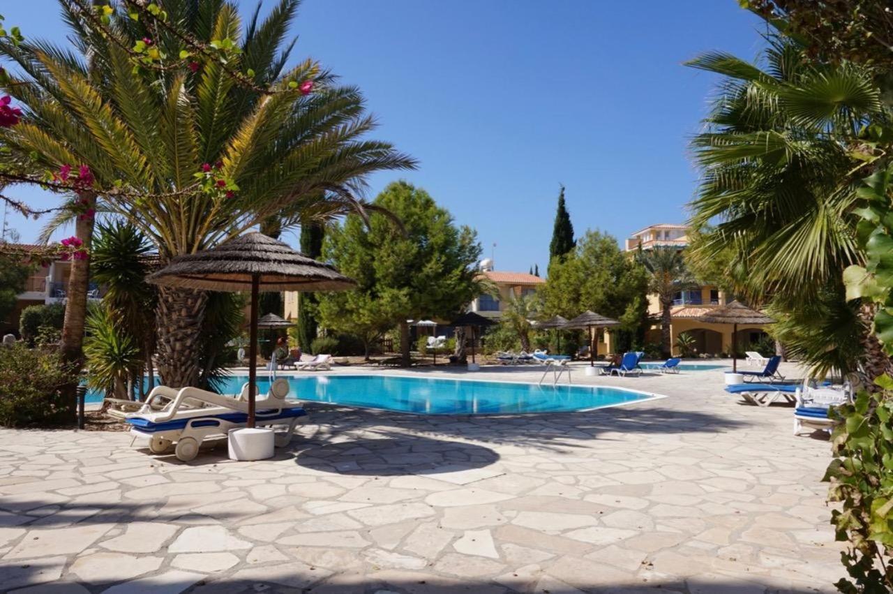 Modern Sea View Apartment Regina Gardens Paphos Eksteriør billede